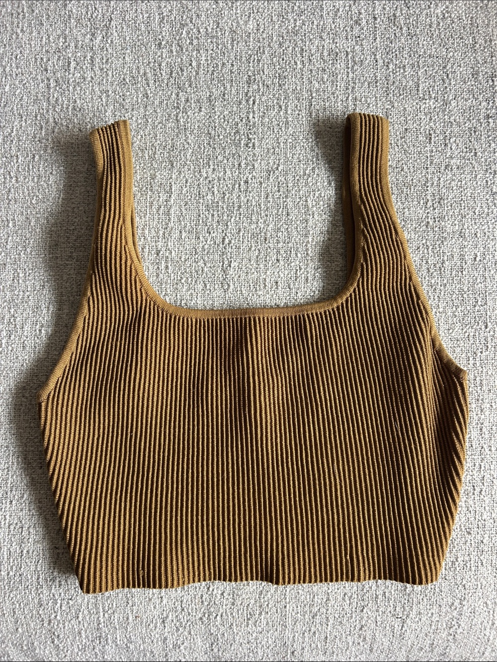 Aritzia Babaton Sculpt Knit Squareneck Cropped Tank